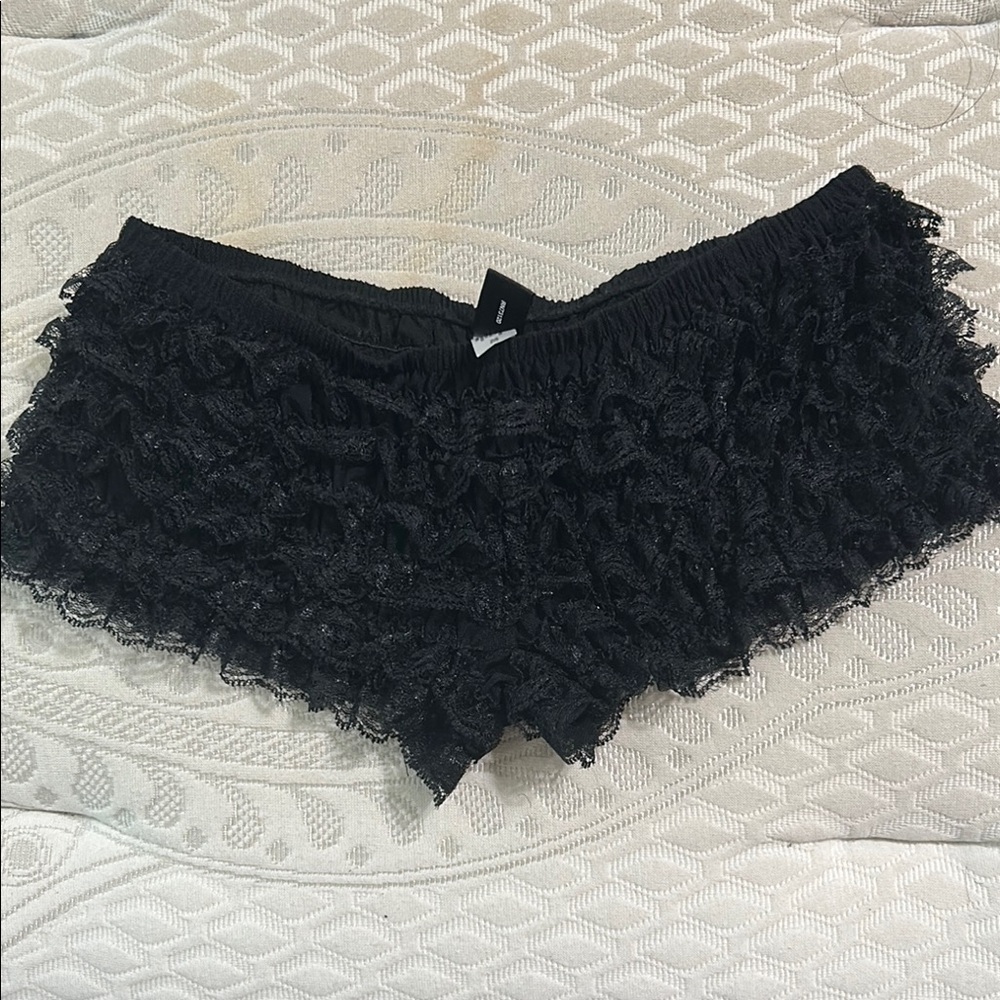 Frederick’s of Hollywood Black Ruffle Lace Booty Shorts - XS